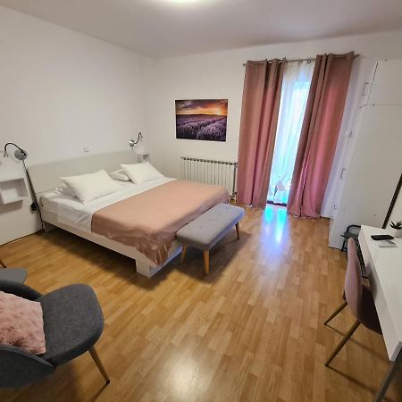 Apartments & Rooms Tom Medulin Ngoại thất bức ảnh